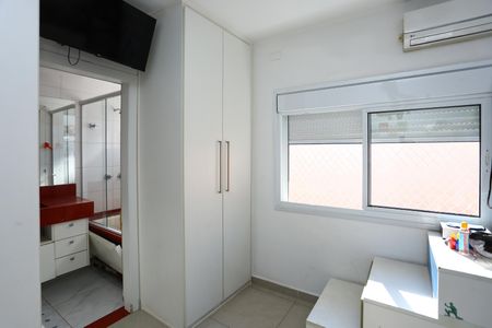 Casa à venda com 300m², 3 quartos e 3 vagassuíte 1