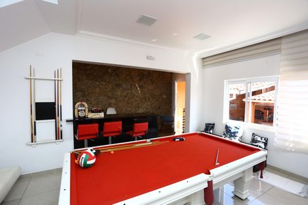 Casa à venda com 300m², 3 quartos e 3 vagassala 2