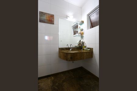 Casa à venda com 300m², 3 quartos e 3 vagasLavabo