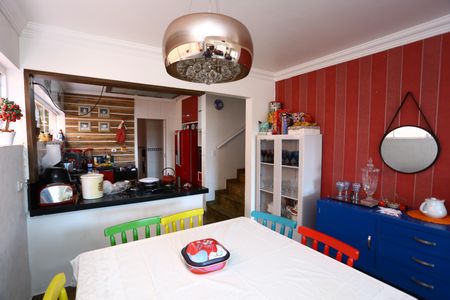 Casa à venda com 300m², 3 quartos e 3 vagascozinha