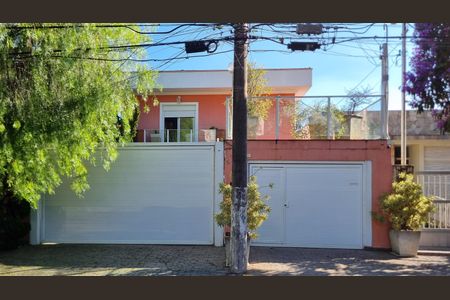 Casa à venda com 300m², 3 quartos e 3 vagasFachada