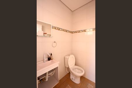 Casa à venda com 300m², 3 quartos e 3 vagasBanheiro de Serviço