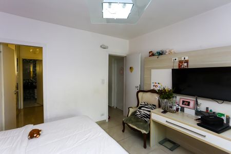 Casa à venda com 300m², 3 quartos e 3 vagassuíte 2