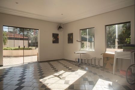 Apartamento à venda com 75m², 3 quartos e 2 vagasÁrea comum - Salão de festas