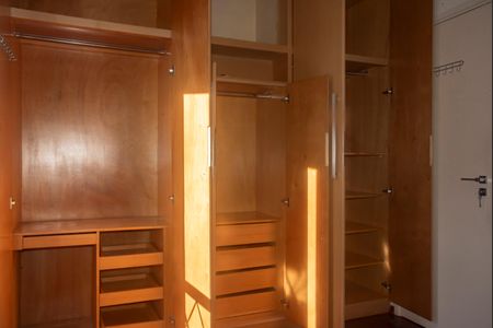 Apartamento à venda com 75m², 3 quartos e 2 vagasSuíte