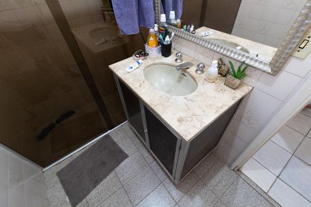 Casa à venda com 140m², 3 quartos e 2 vagas Casa à venda com 140m², 3 quartos e 2 vagasBanheiro Social