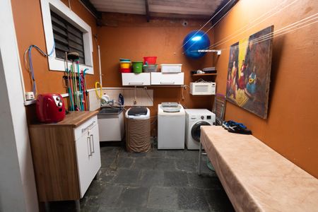 Casa à venda com 140m², 3 quartos e 2 vagas Casa à venda com 140m², 3 quartos e 2 vagasÁrea de Serviço