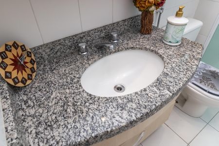 Apartamento à venda com 70m², 2 quartos e 1 vagaBanheiro da Suíte