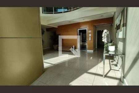 Apartamento à venda com 70m², 2 quartos e 1 vagaHall