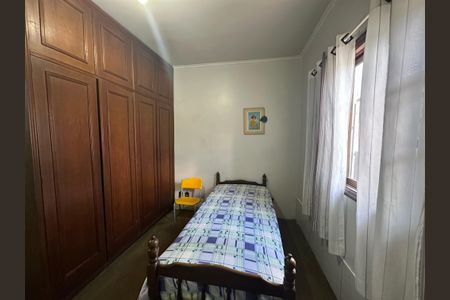 Casa à venda com 170m², 2 quartos e 2 vagas Casa à venda com 170m², 2 quartos e 2 vagasSuíte