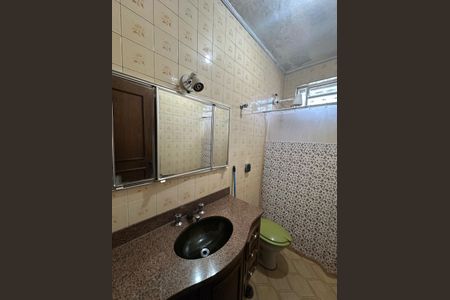 Casa à venda com 170m², 2 quartos e 2 vagas Casa à venda com 170m², 2 quartos e 2 vagasBanheiro da Suíte 2