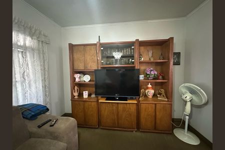 Casa à venda com 170m², 2 quartos e 2 vagas Casa à venda com 170m², 2 quartos e 2 vagasSala