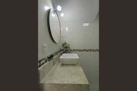 Casa à venda com 261m², 3 quartos e 3 vagasLavabo