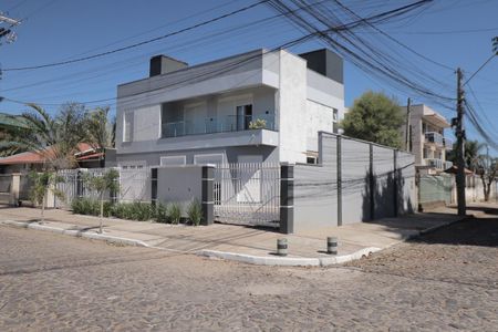 Casa à venda com 261m², 3 quartos e 3 vagasFachada