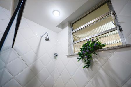 Apartamento à venda com 125m², 3 quartos e 1 vaga Apartamento à venda com 125m², 3 quartos e 1 vagaBanheiro da Suíte