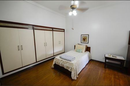 Apartamento à venda com 125m², 3 quartos e 1 vaga Apartamento à venda com 125m², 3 quartos e 1 vagaSuíte