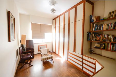 Apartamento à venda com 125m², 3 quartos e 1 vaga Apartamento à venda com 125m², 3 quartos e 1 vagaQuarto 1