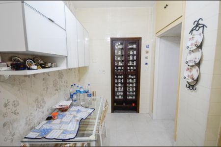 Apartamento à venda com 125m², 3 quartos e 1 vaga Apartamento à venda com 125m², 3 quartos e 1 vagaCozinha