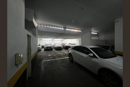 Apartamento à venda com 125m², 3 quartos e 1 vaga Apartamento à venda com 125m², 3 quartos e 1 vagaGaragem