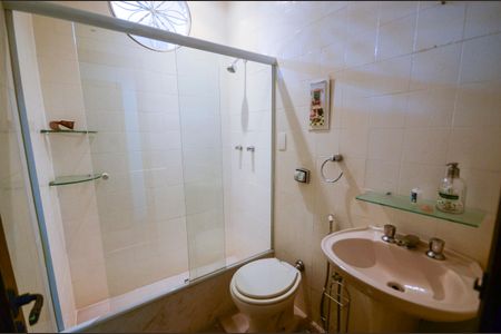 Apartamento à venda com 125m², 3 quartos e 1 vaga Apartamento à venda com 125m², 3 quartos e 1 vagaBanheiro Social