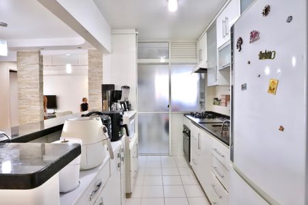Apartamento à venda com 92m², 3 quartos e 2 vagas Apartamento à venda com 92m², 3 quartos e 2 vagasCozinha