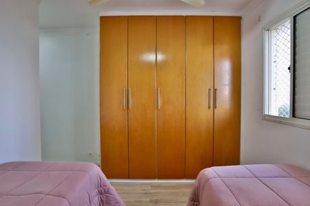 Apartamento à venda com 92m², 3 quartos e 2 vagas Apartamento à venda com 92m², 3 quartos e 2 vagasSuíte