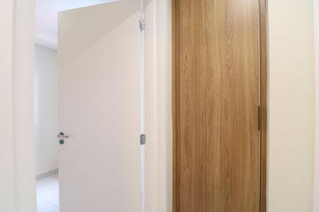 Apartamento para alugar com 48m², 2 quartos e 1 vagaArmário da Cozinha 