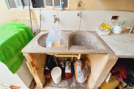 Casa à venda com 172m², 6 quartos e 4 vagas Casa à venda com 172m², 6 quartos e 4 vagasÁrea de Serviço