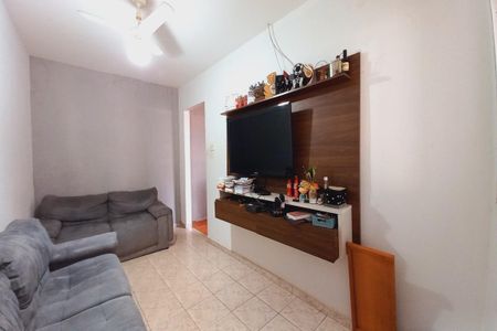 Casa à venda com 172m², 6 quartos e 4 vagas Casa à venda com 172m², 6 quartos e 4 vagasEdícula - Sala