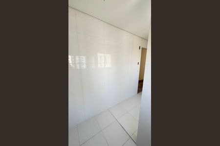 Apartamento à venda com 64m², 2 quartos e 2 vagas Apartamento à venda com 64m², 2 quartos e 2 vagasÁrea de Serviço