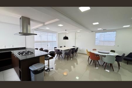 Apartamento à venda com 64m², 2 quartos e 2 vagas Apartamento à venda com 64m², 2 quartos e 2 vagasÁrea comum - Salão Gourmet
