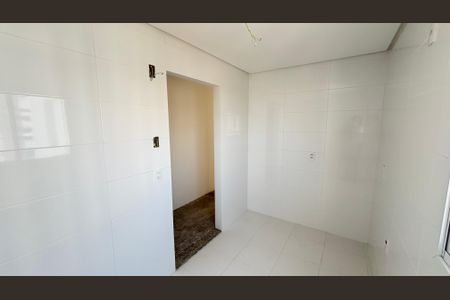 Apartamento à venda com 64m², 2 quartos e 2 vagas Apartamento à venda com 64m², 2 quartos e 2 vagasCozinha