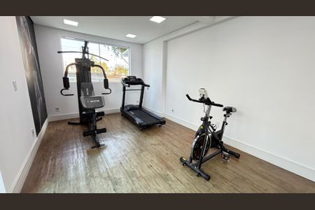 Apartamento à venda com 64m², 2 quartos e 2 vagas Apartamento à venda com 64m², 2 quartos e 2 vagasAcademia