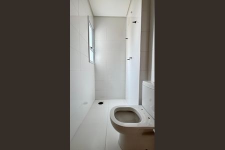 Apartamento à venda com 64m², 2 quartos e 2 vagas Apartamento à venda com 64m², 2 quartos e 2 vagasBanheiro