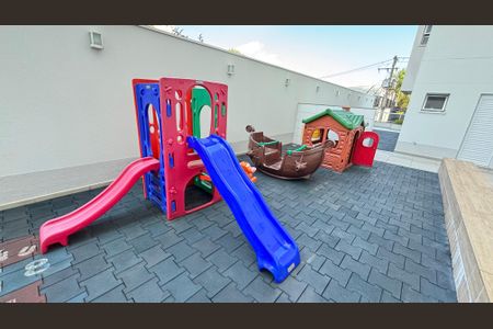Apartamento à venda com 64m², 2 quartos e 2 vagas Apartamento à venda com 64m², 2 quartos e 2 vagasPlayground