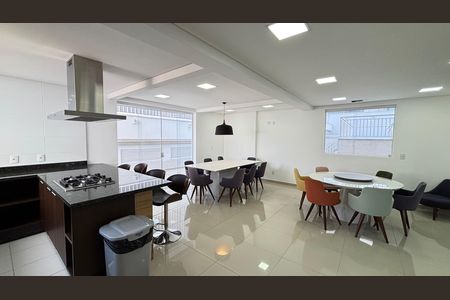 Apartamento à venda com 64m², 2 quartos e 2 vagas Apartamento à venda com 64m², 2 quartos e 2 vagasÁrea comum