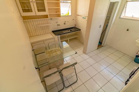Apartamento para alugar com 67m², 2 quartos e 1 vaga Apartamento para alugar com 67m², 2 quartos e 1 vagaCozinha