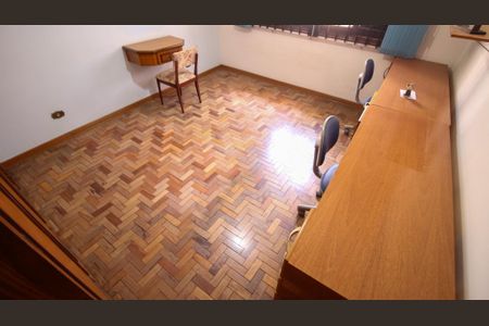 Casa à venda com 178m², 3 quartos e 4 vagasQuarto 2