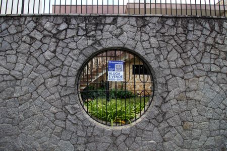 Casa à venda com 178m², 3 quartos e 4 vagasFachada e Plaquinha