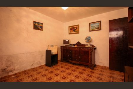 Casa à venda com 178m², 3 quartos e 4 vagas Área de Serviço Sala 