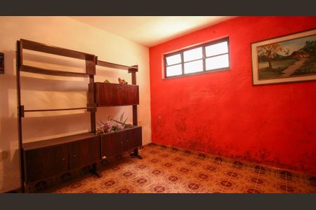 Casa à venda com 178m², 3 quartos e 4 vagasQuarto da Área de Serviço