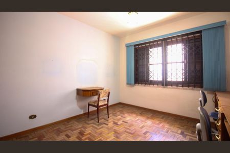 Casa à venda com 178m², 3 quartos e 4 vagasQuarto 2