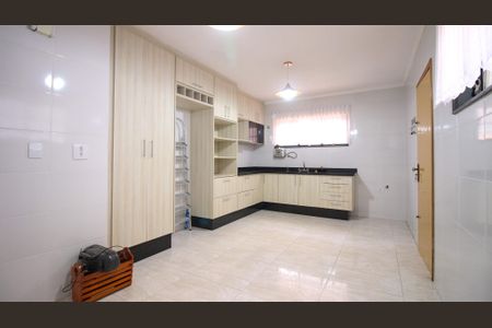 Casa à venda com 178m², 3 quartos e 4 vagasCozinha