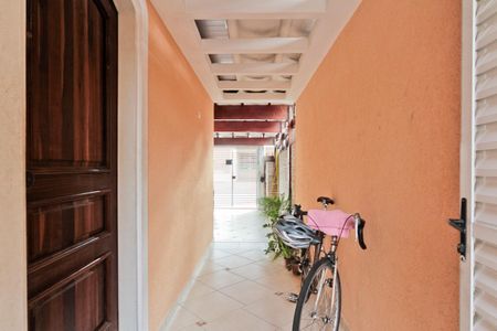 Casa à venda com 154m², 3 quartos e 2 vagas Casa à venda com 154m², 3 quartos e 2 vagasÁrea externa