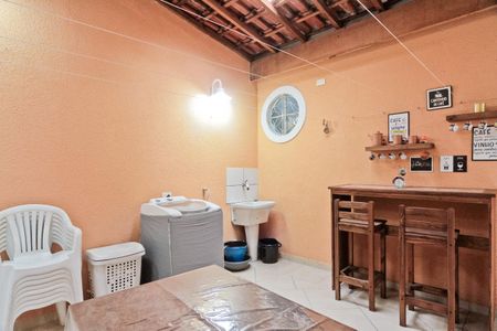 Casa à venda com 154m², 3 quartos e 2 vagas Casa à venda com 154m², 3 quartos e 2 vagasÁrea de Serviço