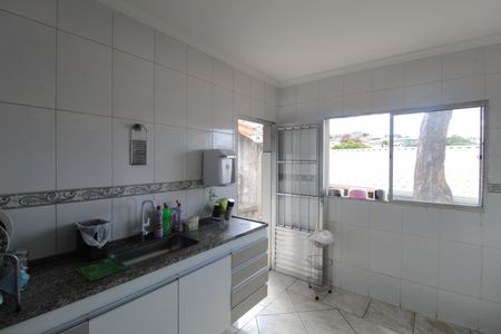 Casa à venda com 93m², 4 quartos e 4 vagasCozinha