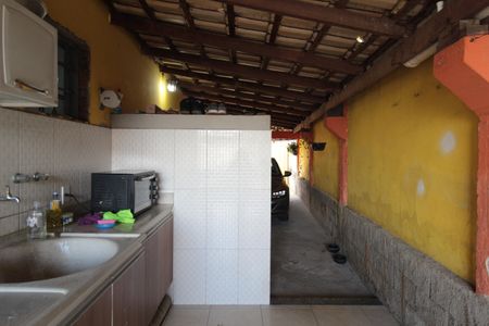 Casa à venda com 93m², 4 quartos e 4 vagasÁrea de Serviço