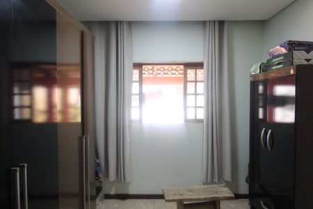 Casa à venda com 93m², 4 quartos e 4 vagasQuarto 2