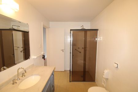 Apartamento à venda com 180m², 4 quartos e 1 vagaBanheiro da Suíte