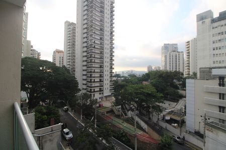 Apartamento à venda com 70m², 3 quartos e 1 vagaSala - Varanda